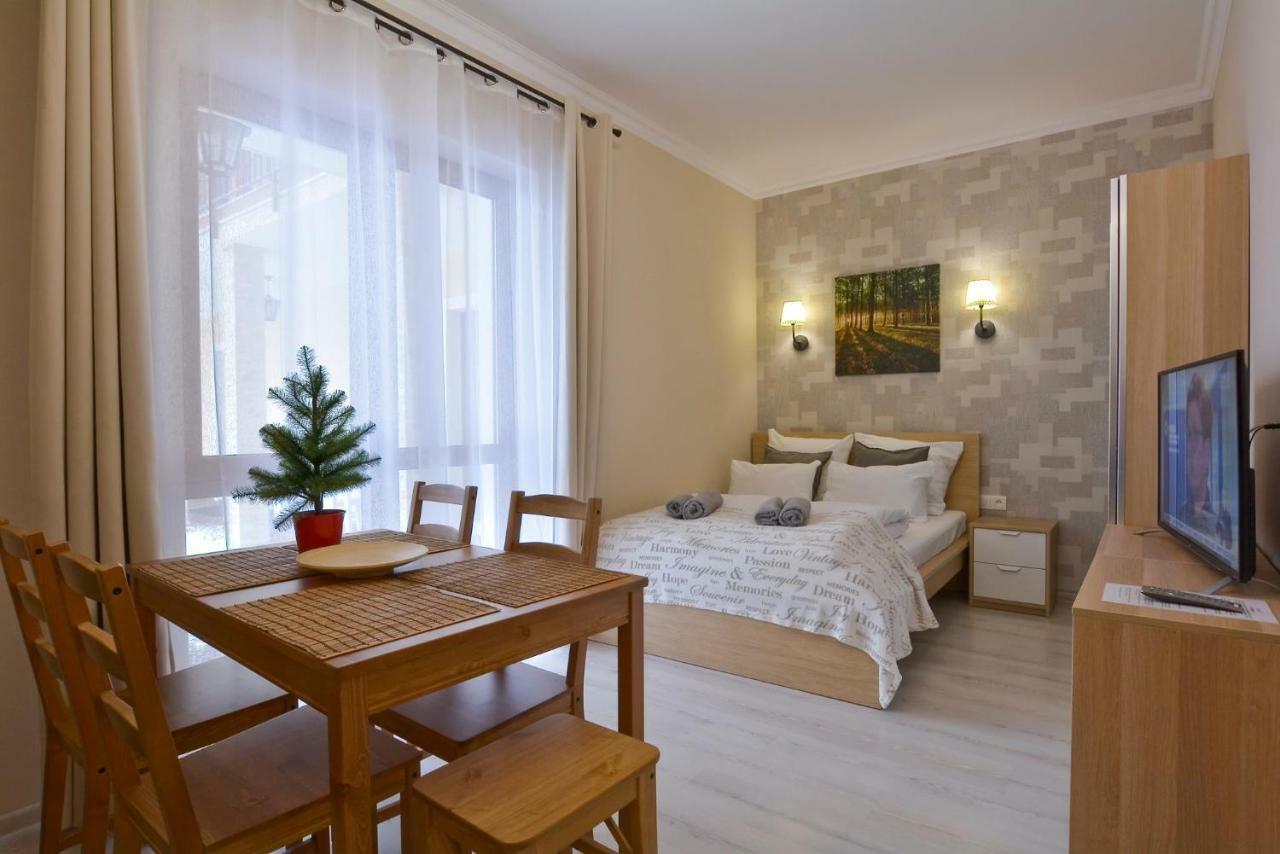 Zlote Modrzewie *
